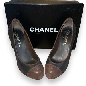 CHANEL CC Cap Toe Pumps 37 Brown Black Suede Leather Heels Italy Authentic‎